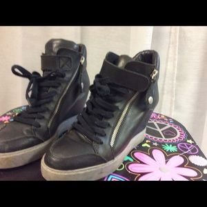 ASH WEDGES 3” LEATHER. GORGEOUS.